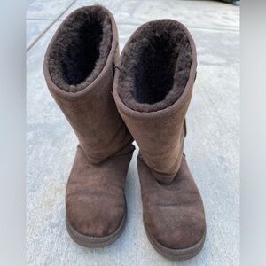UGG Boots, Women’s Size 8, Dark Brown